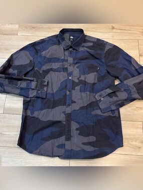 Mens Stussy Camo Button Down L/S Casual Shirt Size: XL blue gray